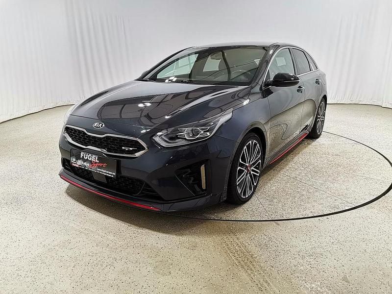 Gebraucht Kia ProCeed Comfort 204 PS (150 kW) 2021 Pentametal met. Kleinwagen