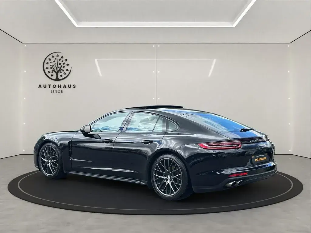Gebraucht Porsche Panamera 4S Chrono 441 PS (324 kW) 2018 Schwarz Kleinwagen
