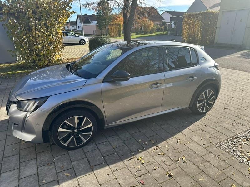Gebraucht Peugeot e-208 GT 100 kW (136 PS) 2021 Silber Kleinwagen