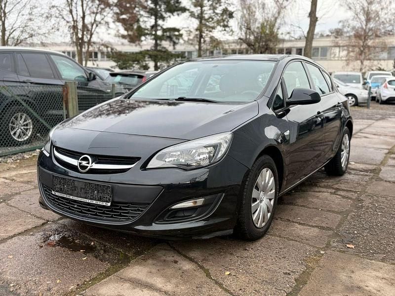 Gebraucht Opel Astra Eco 101 PS (74 kW) 2012 Schwarz Limousine