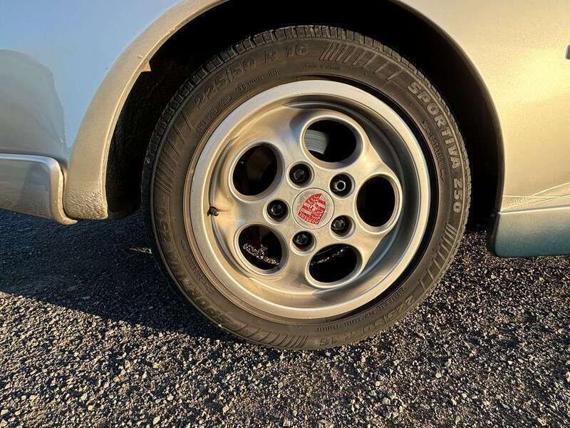 Silber Gebraucht 1987 Porsche 944 Coupé | 25.500 € - Bild 1/4