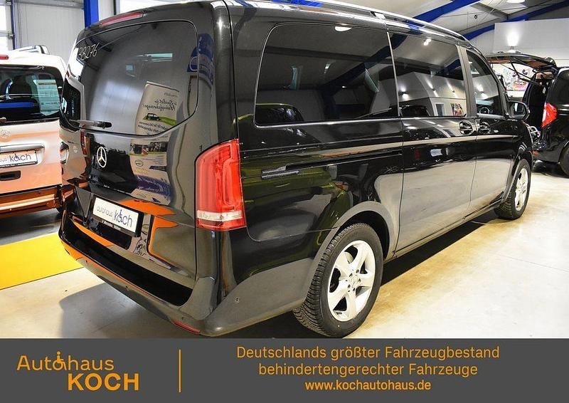 Gebraucht Mercedes V220 163 PS (119 kW) 2015 Obsidianschwarz metallic Van / Kleinbus