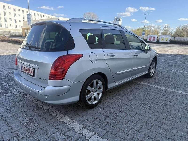 Gebraucht Peugeot 308 Premium 120 PS (88 kW) 2011 Silber Kombi
