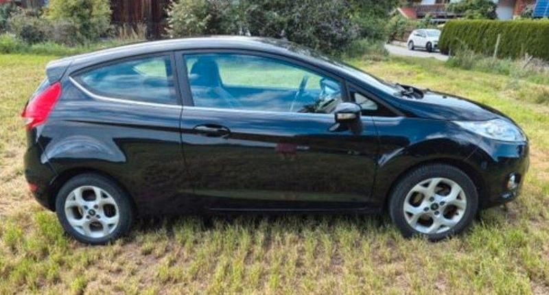 Gebraucht Ford Fiesta Titanium 82 PS (60 kW) 2011 Schwarz Kleinwagen