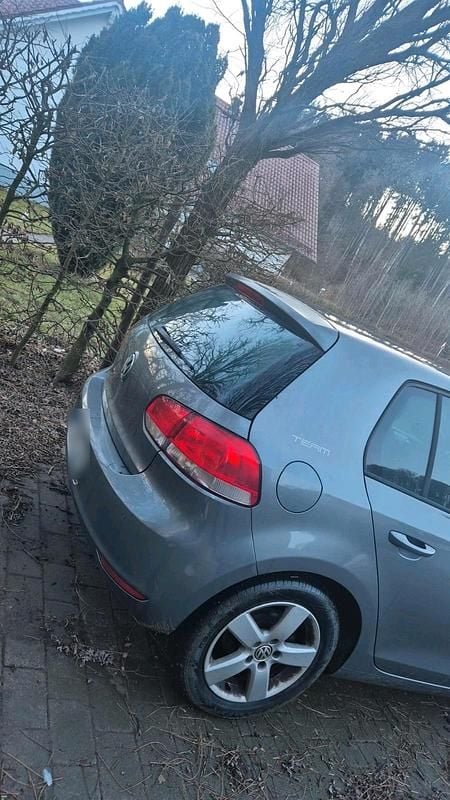 Second-hand VW Golf VI 105 CP (77 kW) 2011 Gri Hatchback