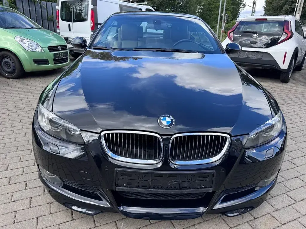 Gebraucht BMW 330 Cabriolet Sport Line 272 PS (200 kW) 2007 Schwarz Cabrio