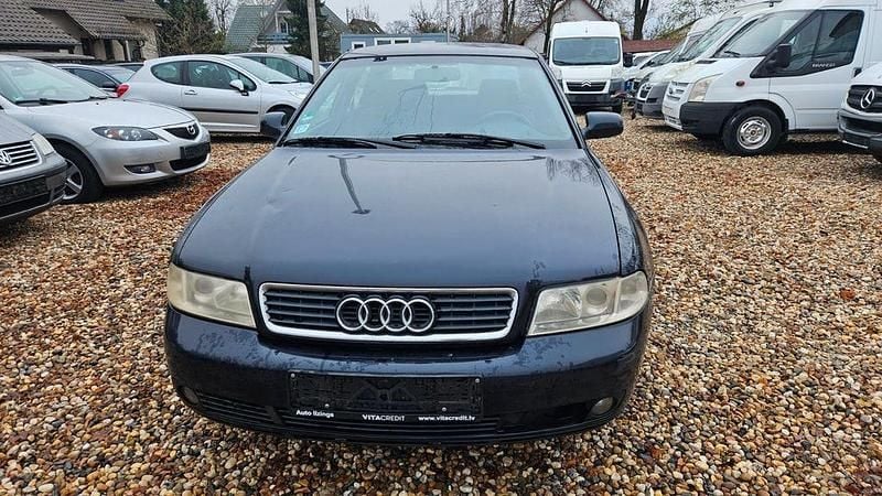 Gebraucht Audi A4 75 PS (55 kW) 2000 Blau Limousine
