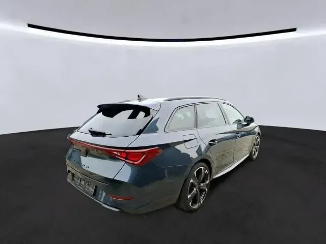 Gebraucht Seat Leon 245 PS (180 kW) 2022 Grau Limousine