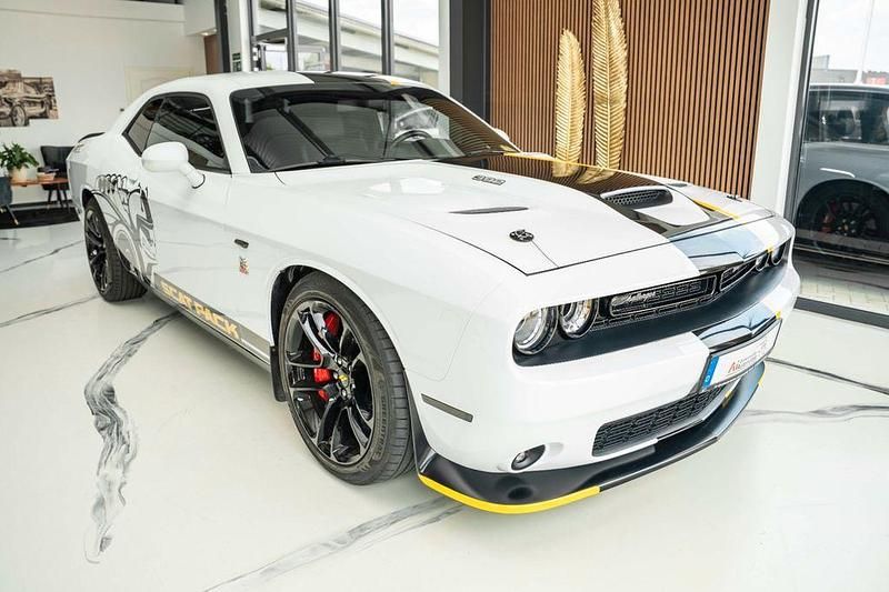 Weiß Gebraucht 2021 Dodge Challenger Coupé | 39.999 € (Superpreis) - Bild 1/4