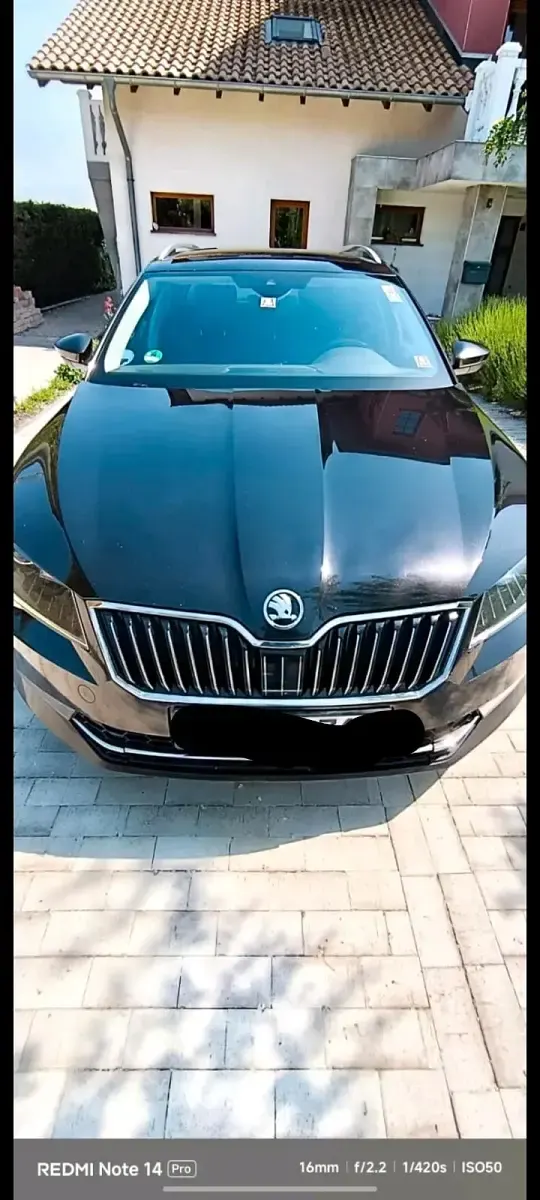 Używany Skoda Superb 150 KM (110 kW) 2017 Czarny Kombi