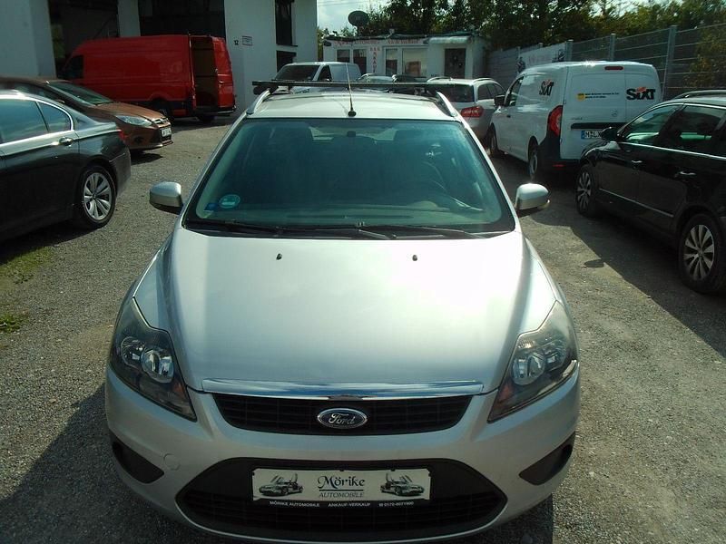 Gebraucht Ford Focus Titanium 109 PS (80 kW) 2010 Silber Kombi
