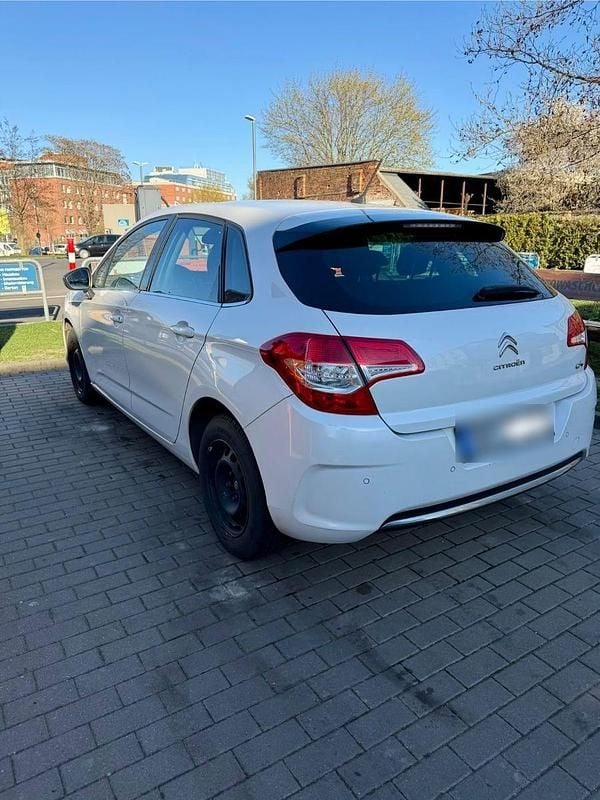 Second-hand Citroën C4 PureTech 131 CP (96 kW) 2014 Alb Berlinǎ