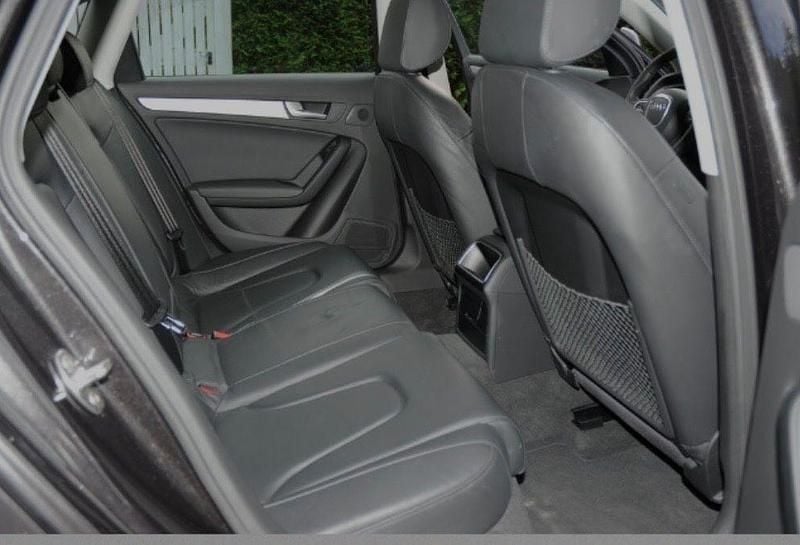 Gebraucht Audi A4 Ambiente 265 PS (194 kW) 2008 Schwarz Limousine