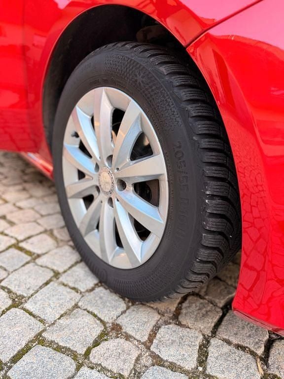 Gebraucht Mercedes A200 156 PS (114 kW) 2014 Rot Limousine