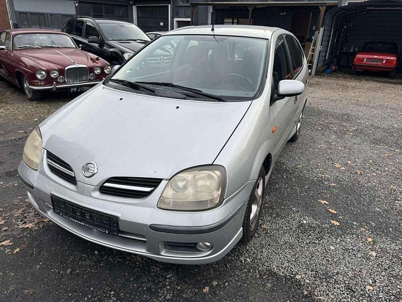 Gebraucht Nissan Almera Tino Acenta+ 116 PS (85 kW) 2005 Silver (m) Van / Kleinbus