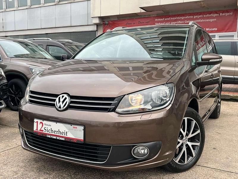 Braun Gebraucht 2011 VW Touran Highline Van / Kleinbus | 11.990 € (Teuer) - Bild 1/3