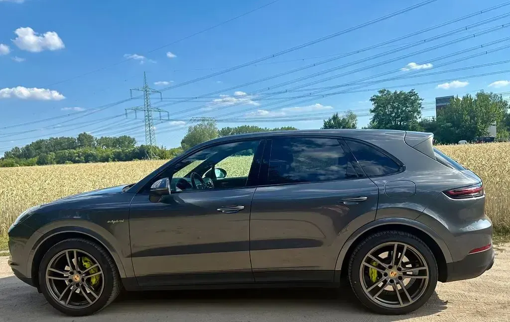 Gebraucht Porsche Cayenne 462 PS (339 kW) 2021 Grau SUV