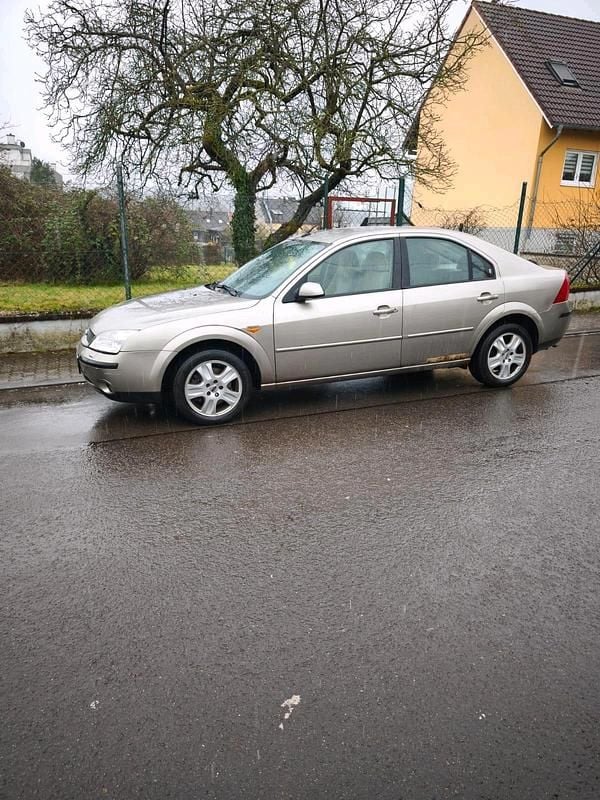 Gebraucht Ford Mondeo 146 PS (107 kW) 2002 Limousine
