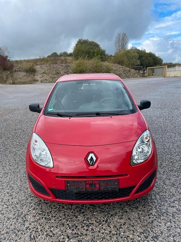 Rot Gebraucht 2010 Renault Twingo Kleinwagen | 2.100 € - Bild 1/4
