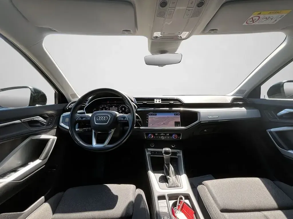 Gebraucht Audi Q3 Sportback Advanced 245 PS (180 kW) 2022 Mythosschwarz metallic SUV