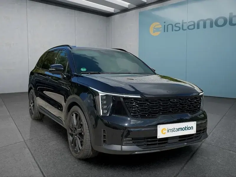 Gebraucht Kia Sorento 193 PS (141 kW) 2024 Schwarz SUV