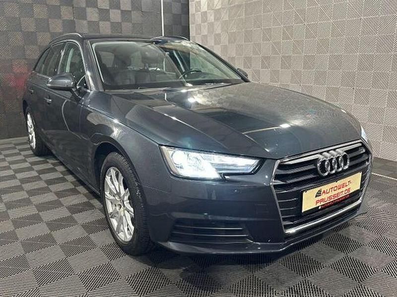 Grau Gebraucht 2018 Audi A4 Basis Limousine | 17.840 € (Fairer Preis) - Bild 1/4