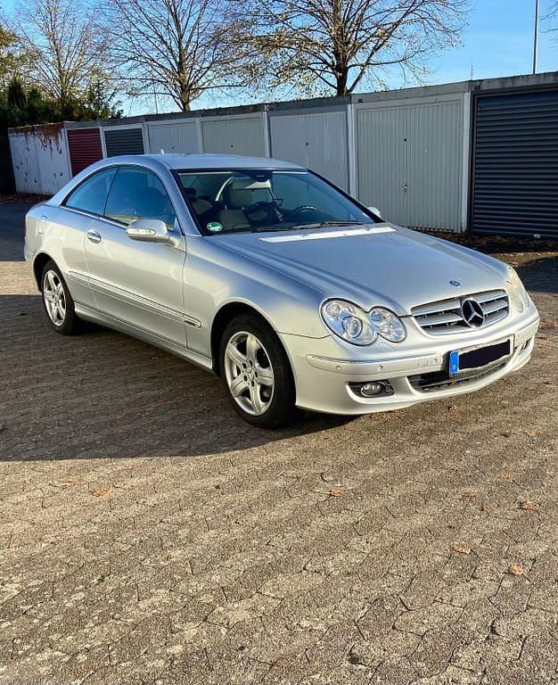 Silber Gebraucht 2007 Mercedes CLK200 | 4.900 € (Guter Preis) - Bild 1/4