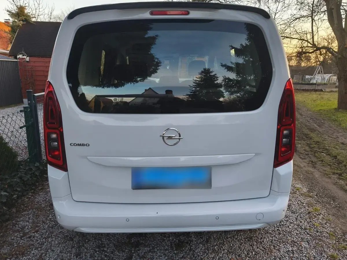 Occasion Opel Combo Life 102 ch (75 kW) 2022 Blanc Monospace