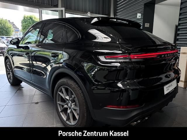 Gebraucht Porsche Cayenne Basis 354 PS (260 kW) 2025 Schwarz SUV