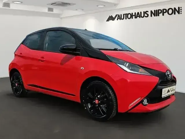 Gebraucht Toyota Aygo X-cite 69 PS (50 kW) 2018 Andere Kleinwagen