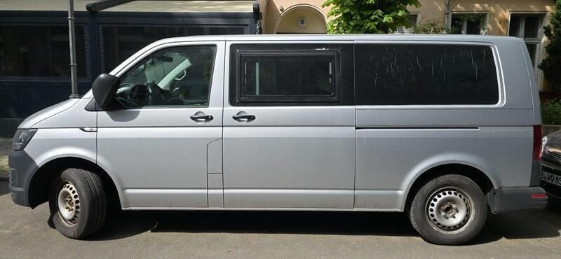 Silber Gebraucht 2016 VW T6 Van | 20.000 € (Teuer) - Bild 1/4