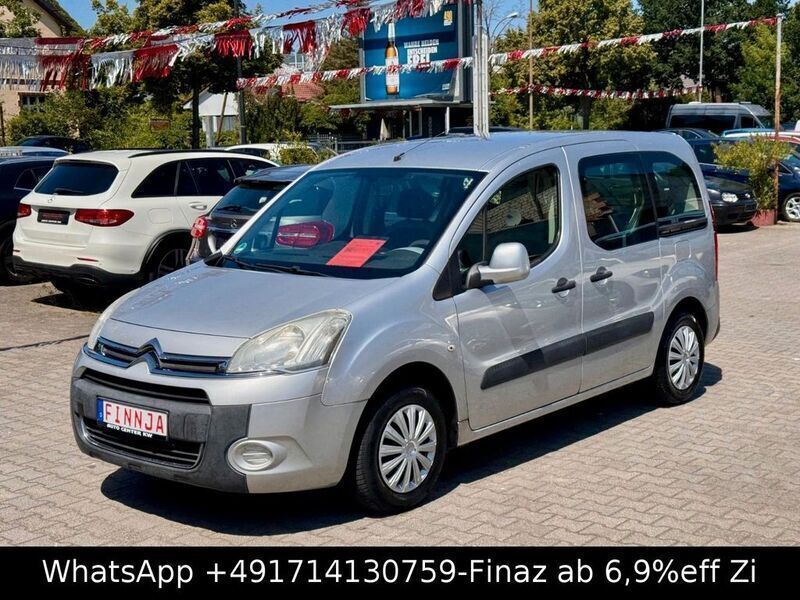 Aluminiumgrau/metall Gebraucht 2013 Citroën Berlingo Tendance Van / Kleinbus | 5.700 € (Fairer Preis) - Bild 1/4