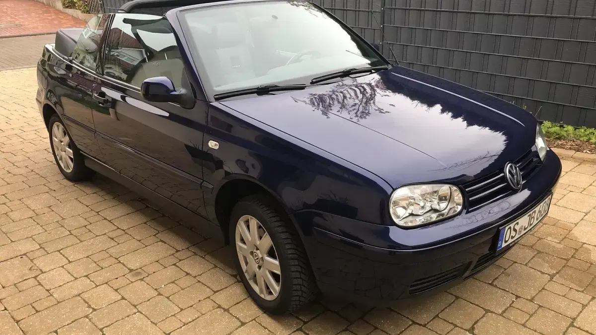 Gebraucht VW Golf 116 PS (85 kW) 2001 Blau Cabrio