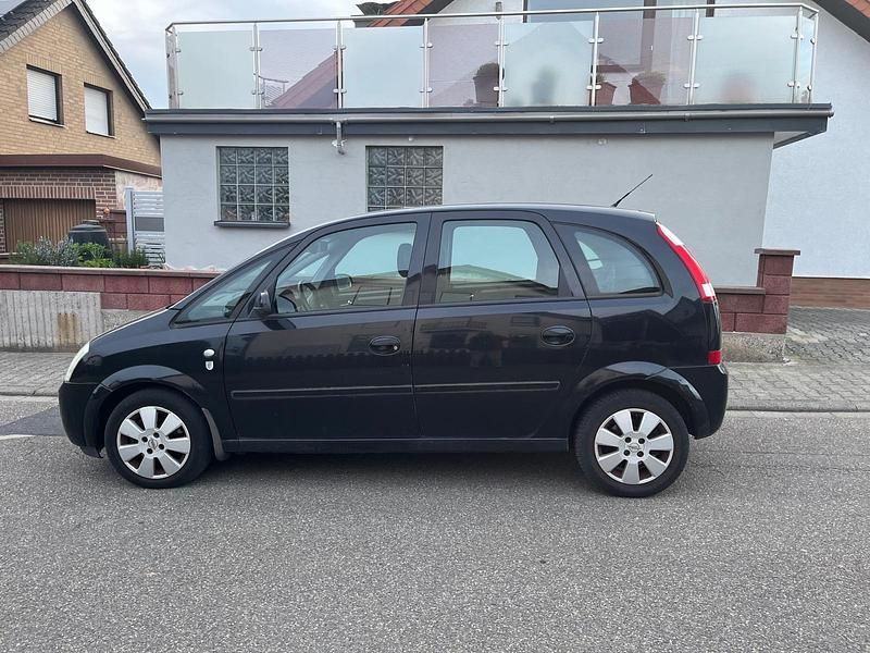 Second-hand Opel Meriva 100 CP (73 kW) 2004 Negru Monovolum