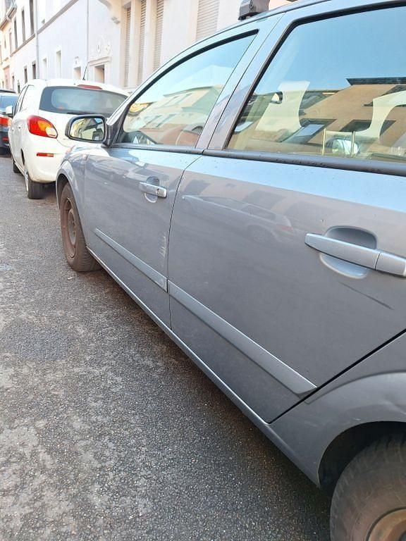 Gebraucht Opel Astra GTC 105 PS (77 kW) 2004 Blau Limousine