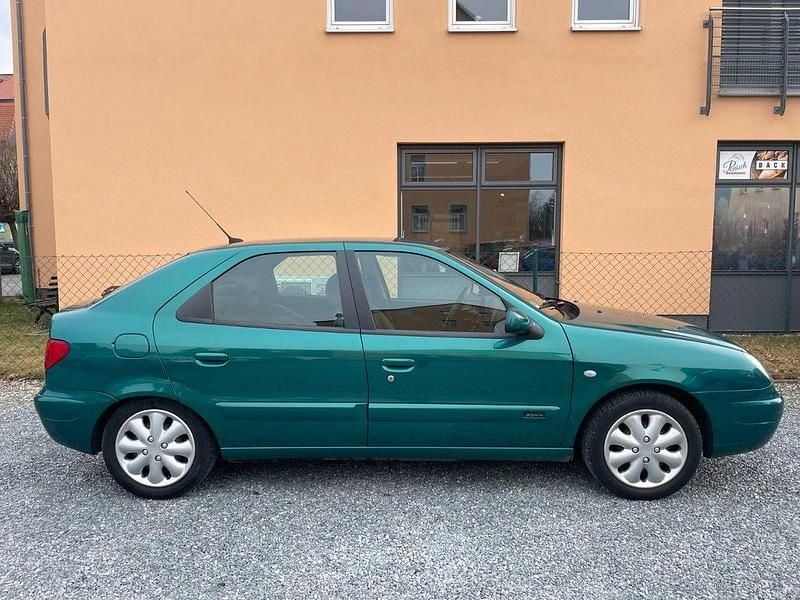 Gebraucht Citroën Xsara 109 PS (80 kW) 2002 Grün Limousine