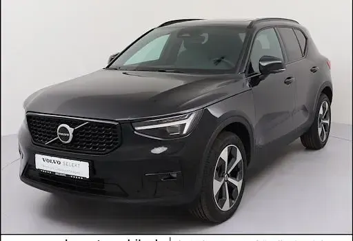 Gebraucht Volvo XC40 Plus 163 PS (119 kW) 2025 Schwarz SUV