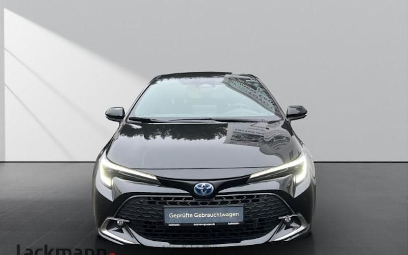 Gebraucht Toyota Corolla Team 140 PS (102 kW) 2024 Black mica Limousine