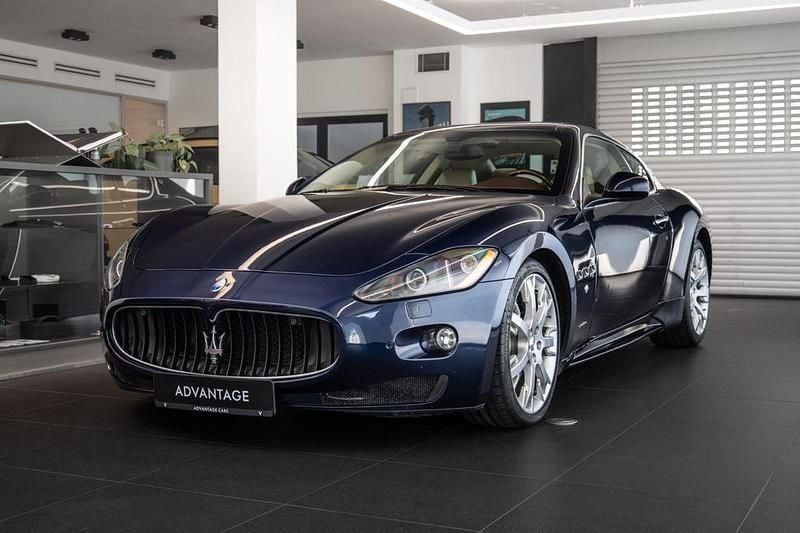 Gebraucht Maserati Granturismo 439 PS (322 kW) 2011 Blau Coupé