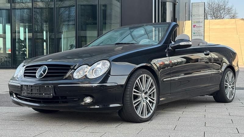 Gebraucht Mercedes CLK500 306 PS (225 kW) 2003 Schwarz Cabrio