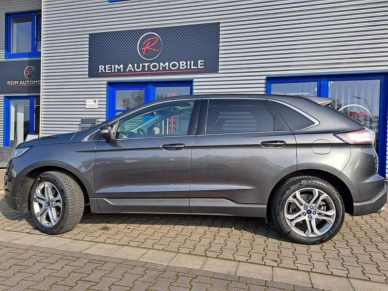 Gebraucht Ford Edge Titanium 211 PS (155 kW) 2016 Magneticgrau (metallic) SUV