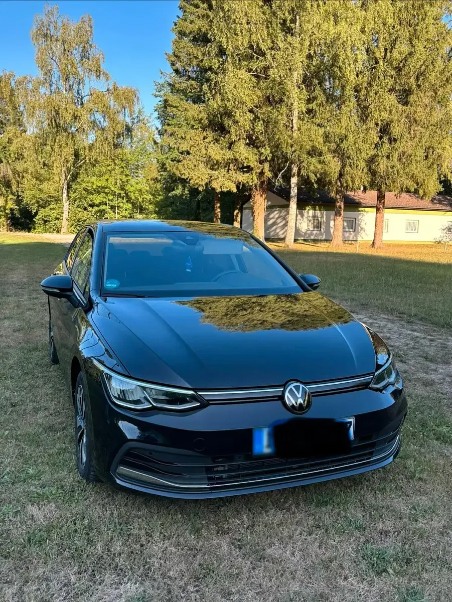 Gebraucht VW Golf VIII Move 150 PS (110 kW) 2023 Schwarz Limousine