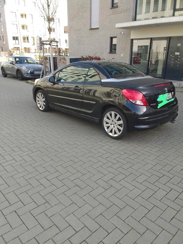 Gebraucht Peugeot 207 CC 130 PS (95 kW) 2009 Schwarz Cabrio