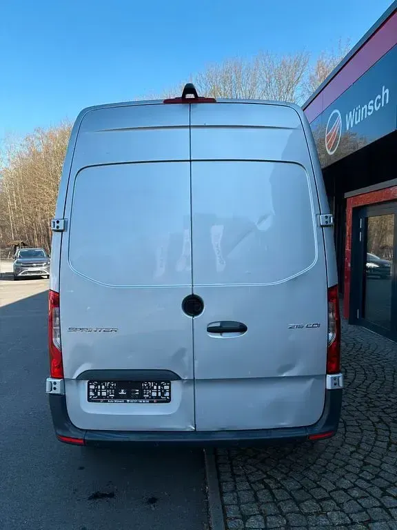 Gebraucht Mercedes Sprinter 150 PS (110 kW) 2022 Lackfarbe iridiumsilber mb 977 Van