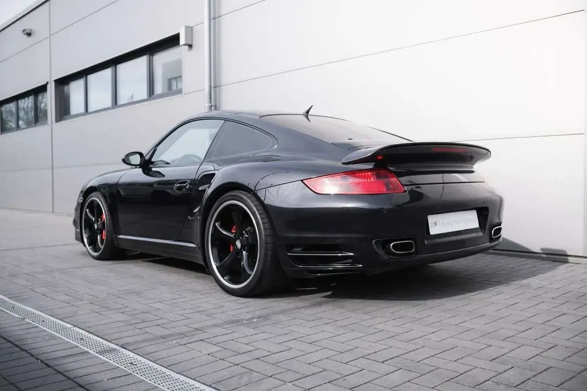 Begagnad Porsche 997 480 HK (353 kW) 2007 Svart Sportkupé
