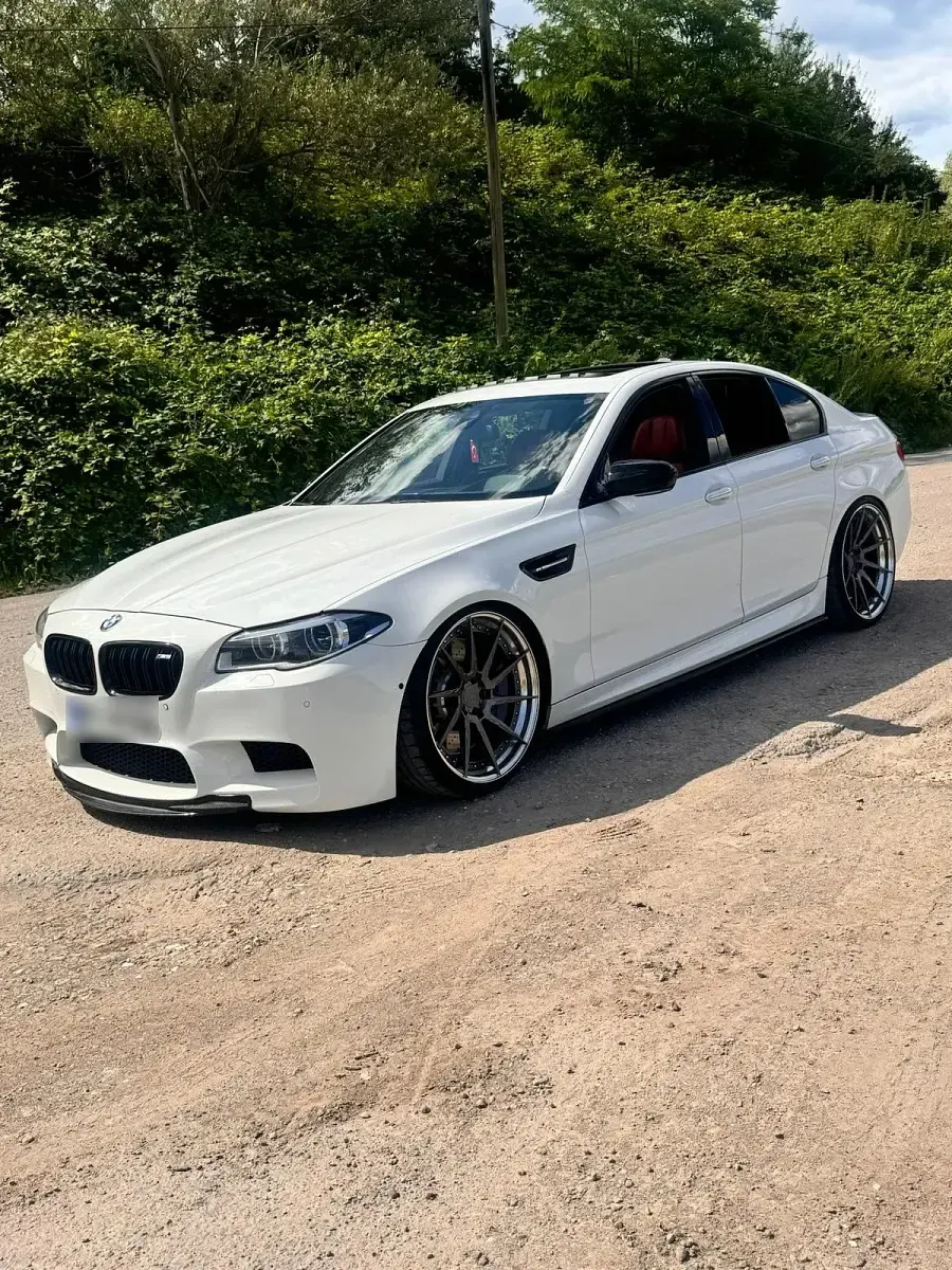 Gebraucht BMW M5 Competition Edition 575 PS (422 kW) 2016 Weiß Kleinwagen