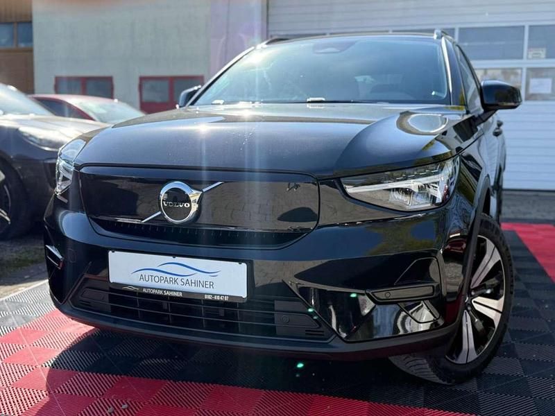 Second-hand Volvo XC40 Plus 300 kW (408 CP) 2023 Negru SUV
