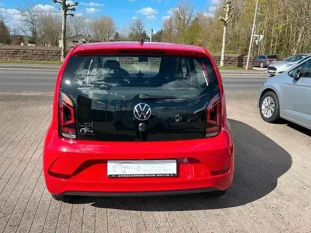 Usata VW up! 65 CV (47 kW) 2020 Rosso Utilitaria