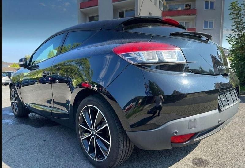 Gebraucht Renault Mégane III Bose Edition 131 PS (96 kW) 2012 Schwarz Coupé
