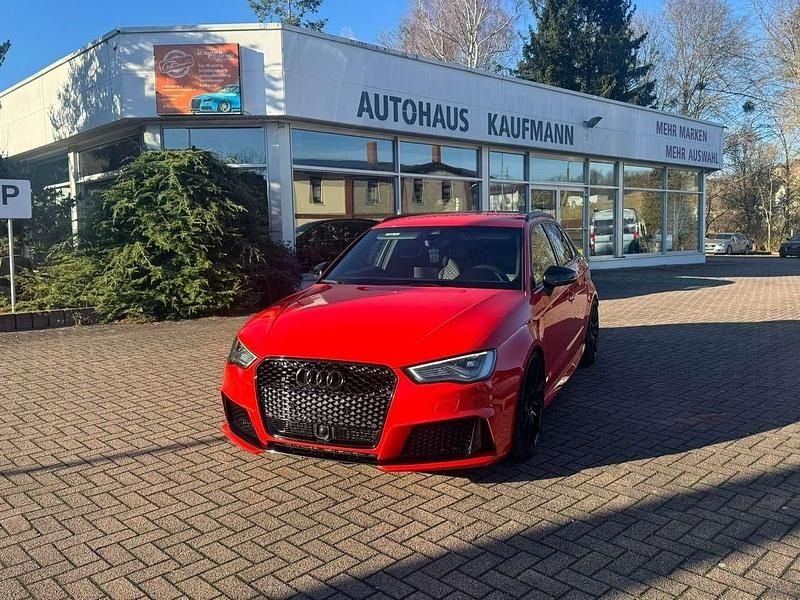 Gebraucht Audi RS3 367 PS (269 kW) 2015 Catalunyarot metallic Limousine